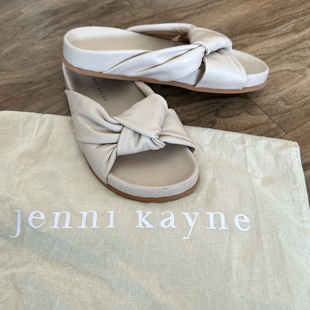 Leather Knot Sandal